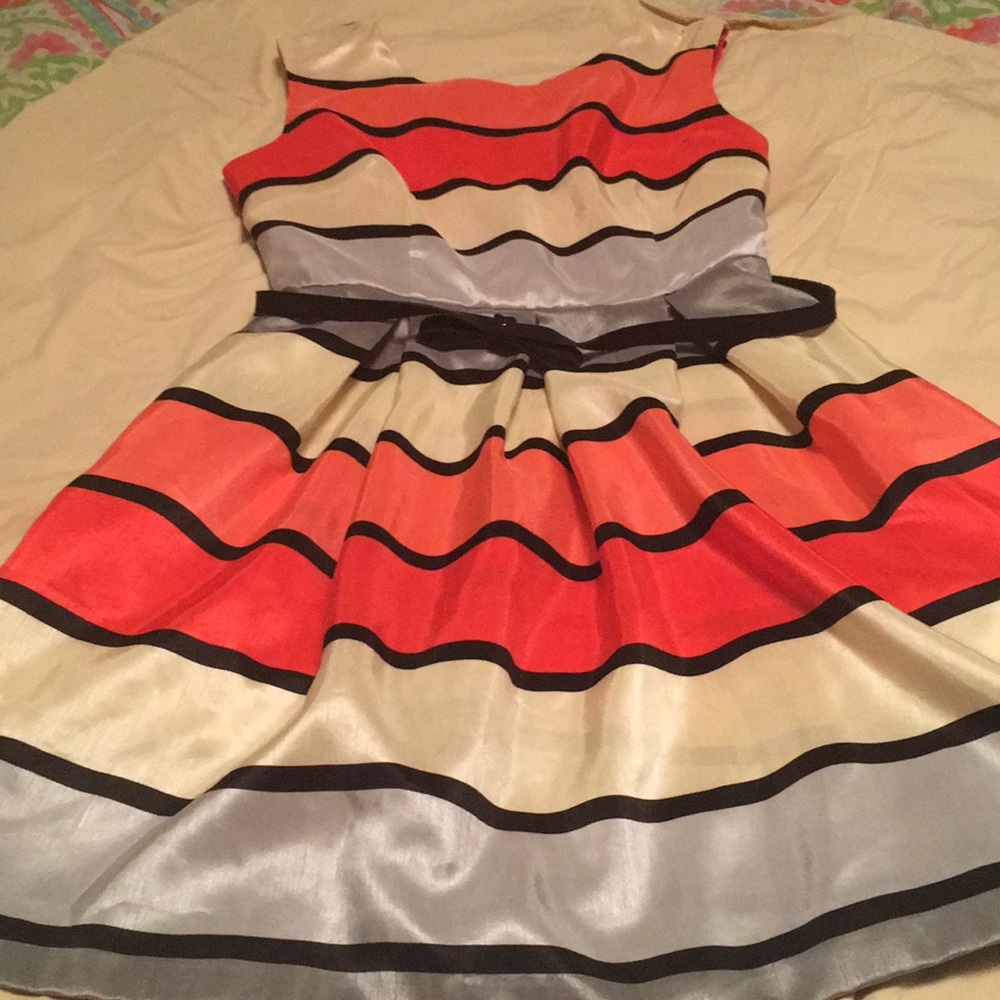 Danny and Nichole dress size 14